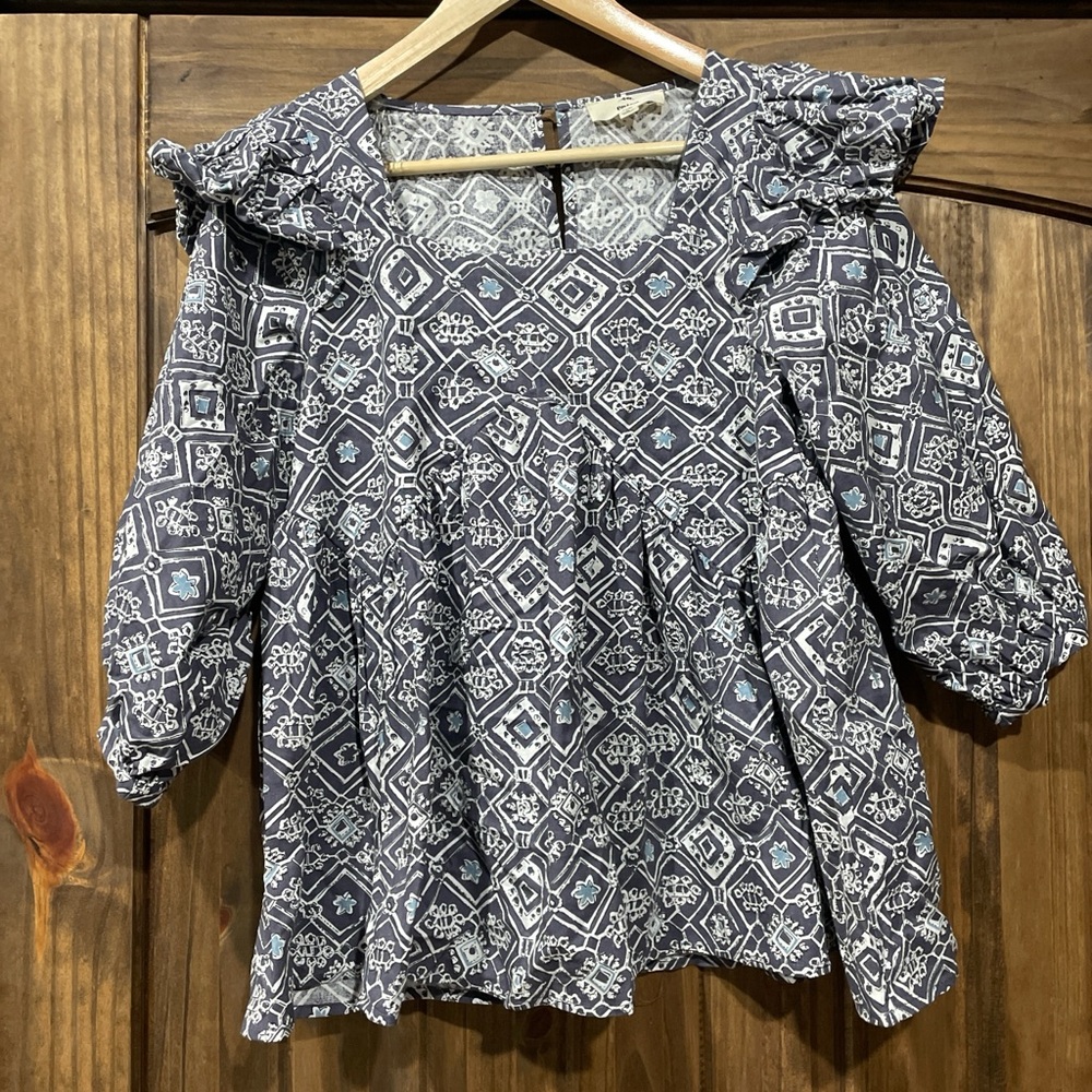 Entro Geometric Patterned Blouse - Gray and White